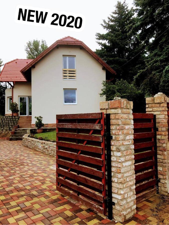 'New' Sunkissed Villa On The Old Hill Balatonalmádi Esterno foto